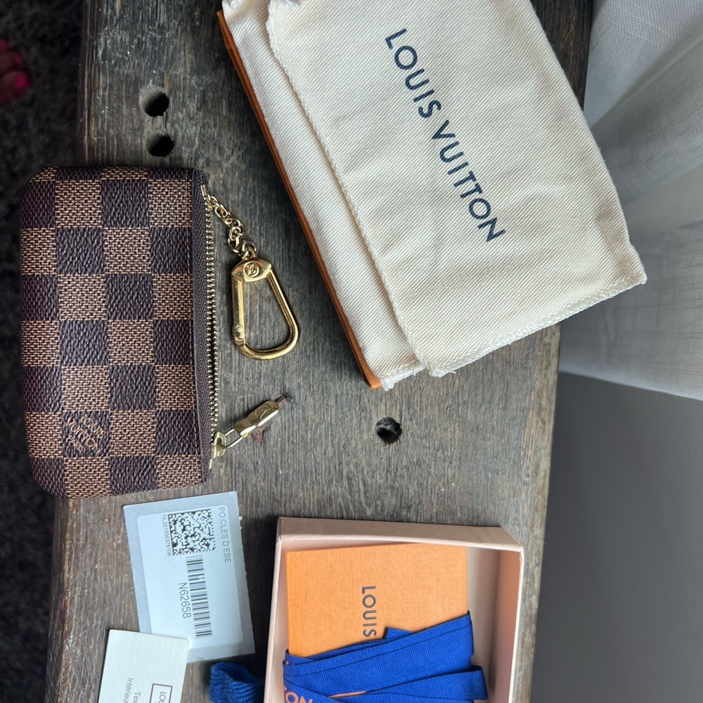 Authentic Louis Vuitton Key Pouch